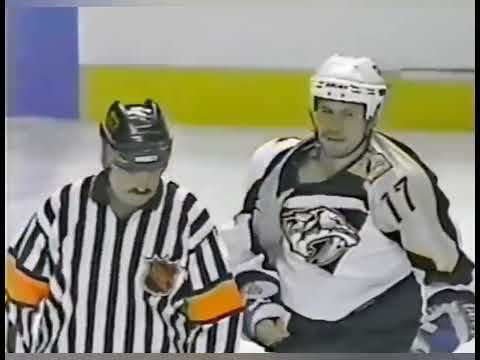 Top-10 NHL fights 1998/1999