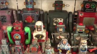Download lagu Vintage Tin Robot Toys from Kitahara museum mp3