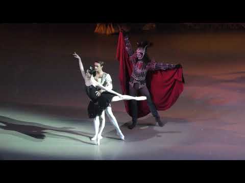 03/10/18 Olesya Novikova Swan Lake Black adagio