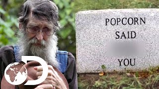 Legend JB Visits Popcorn's Grave | Moonshiners