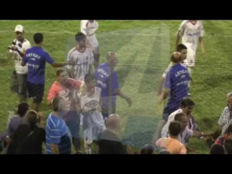 Incidentes en partido de vuelta entre salto y artigas por semifinales sub 18 .