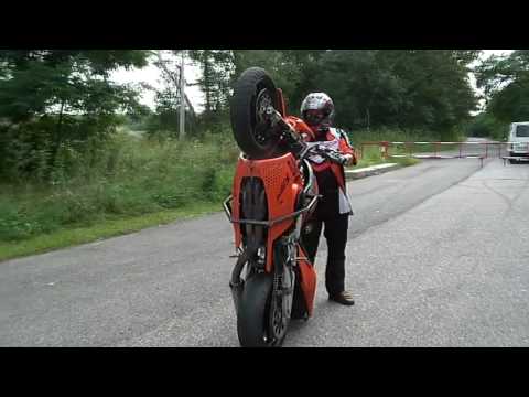 download lagu mp3 mp4 Makesz, download mp3 Makesz free downloadn, video klip Makesz