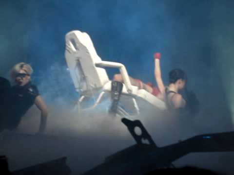 Lady Gaga - Paper Gangsta: Queen Elizabeth Theater Dec 11th, 2009 Monster Ball Tour