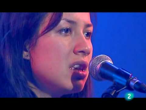 Emmy the Great - End of the World (Concert)