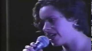 10,000 Maniacs Live in St. Louis - June 10, 1993 (pro-shot full performance)