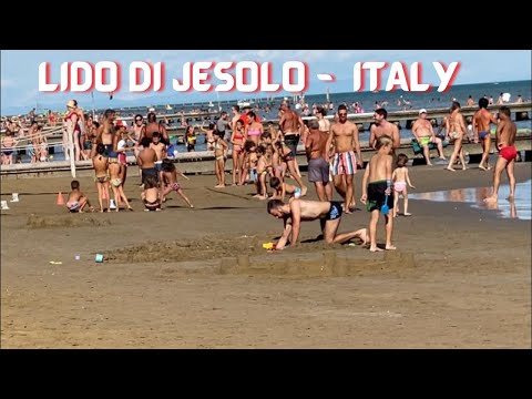LIDO DI JESOLO //THE MOST POPULAR BEACH IN ITALY