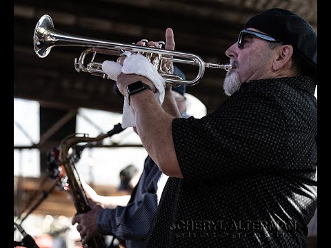 OMG! The Pulsators blew the roof off!