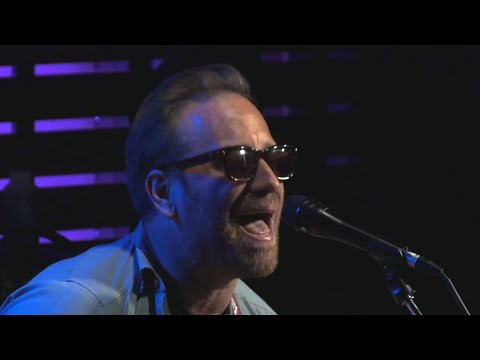 The Black Keys - Howlin' For You [The Lounge]