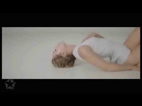 Karina Koks & DJ M.E.G. - Опасное чувство Subtitulado Español