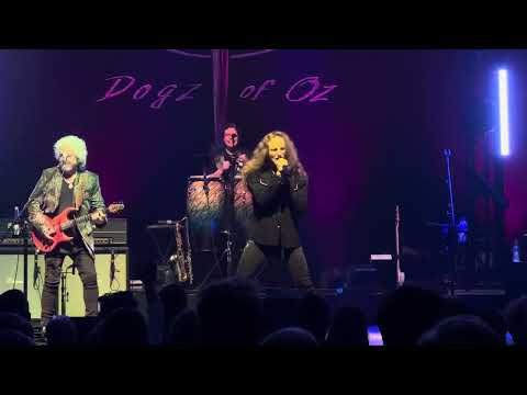Toto - Angel Don’t Cry (Dennis Atlas lead vocal) Live in Wellington 24/04/2025
