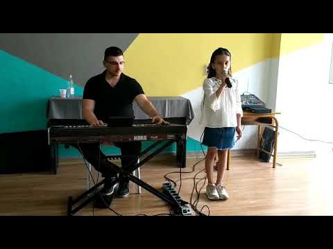 Cucuruz cu frunza-n sus