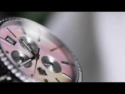 LNS is a watch whose workmanship is impossible to take your eyes off