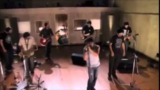 Llenos de Magia La Vela Puerca (Letra)