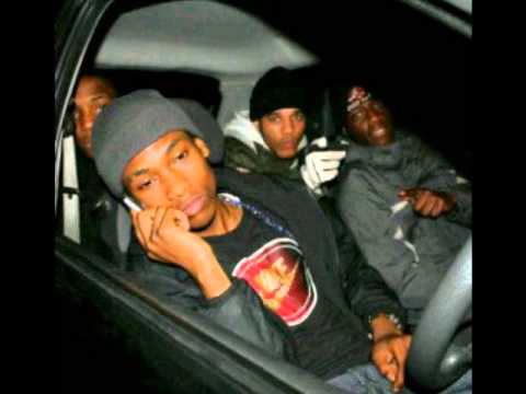 Steamz ft Alpo - These Roadsied