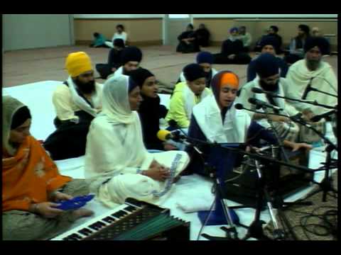 044 Toronto Dec. 2013 Smaagam - Raensabaayee Keertan - B. Harkiran Kaur Jee Brampton