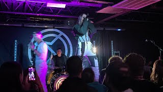 Download lagu Ready For Combat (live) - Icon For Hire mp3