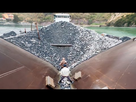 Barge unloading 4000 tons of large cobblestone - Relaxing video - Vlog of work on barge