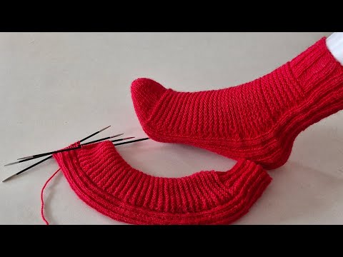 Bananensocken stricken - super einfach und ideal für Anfänger! (Sockenmuster #9)