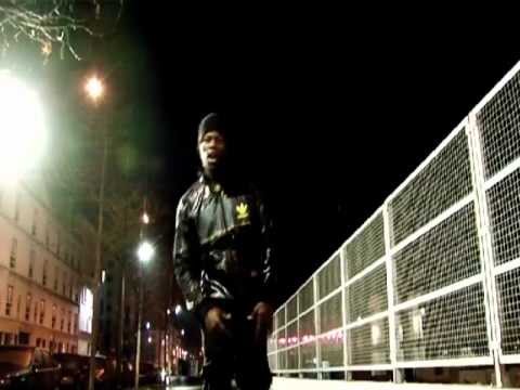 Despo'Rutti - Laisse Moi Dans Mon Bunker