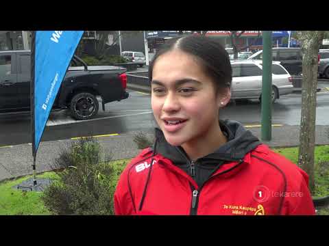 Te Wharekura o Hoani Waititi Marae compose waiata to mark Matariki