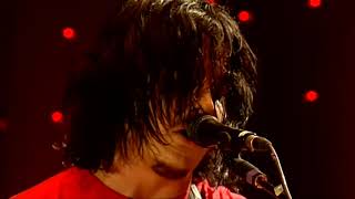 The White Stripes - I Want To Be The Boy To Warm Your Mother&#39;s Heart (Reading 2004)