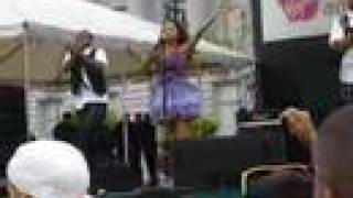 08-06.29 - Kat DeLuna - Feel What I Feel (3)