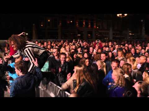 Marcel (Di-rect) stagedive op Delft Citypop