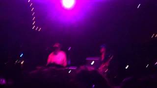 Slow Down - Eightrack Mind Remix Live @ The crystal ballroom - Space Janitor & Guda Cheese