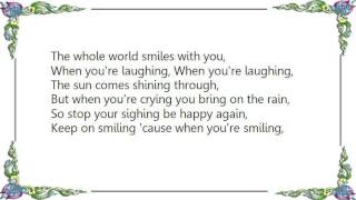 Warne Marsh - When You're Smiling Lyrics