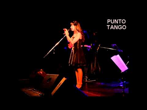 Noelia Moncada canta Marioneta.