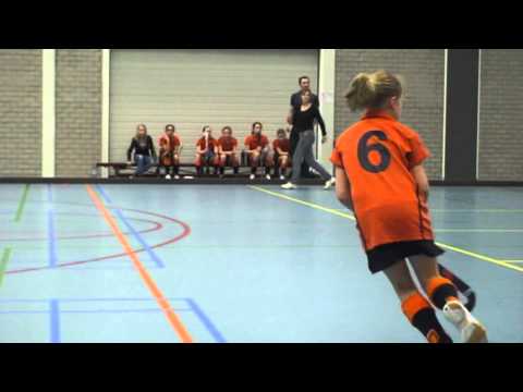 Meiden HVS D3 tegen IJssel