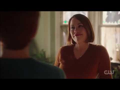Riverdale 6x06 Archie bought the house and Veronica had call form Hermosa blame her for Father Death