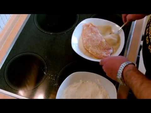 Schnitzel Wiener Art ! Hier mit Beilagen !