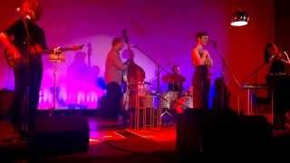 Kat Edmonson - &quot;Oh my love&quot; live (singing in french)