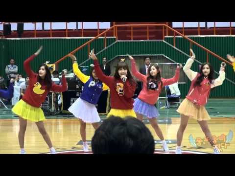 11/10/16 A Pink - I Dont Know @KT Baseball Opening (2)