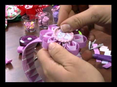 Mulher.com 07/08/2012 Valeria Soares - Arquinho Trançado Com fitas 02