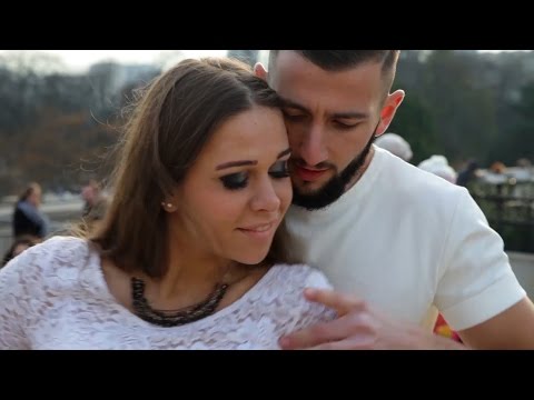 Melitta Siomos & Luis Duarte - Dancing Bachata Sensual in Paris Eiffel Tower
