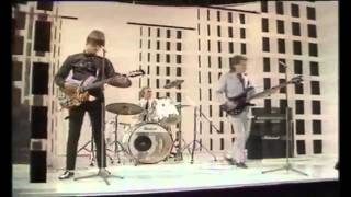 The Jam - Absolute Beginners Live Tv