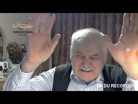 Acest boşorog alunga si se bate cu dracii in miez de noapte,video cu impact emotional!😃😂