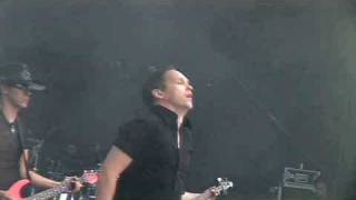 Girls Under Glass - Lucky (Mera Luna 2006)