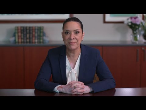 Judge Esther Salas returns to work after son's tragic death