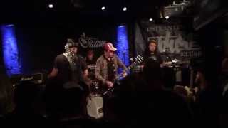 Petter Baarli Bottle'n'Me (Video clip)