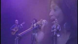 Keeniatta Unplugged in Greece - Let it be vs. No Woman, No Cry