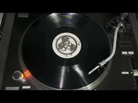 Da Bitchie Boyz - Luv Hangover