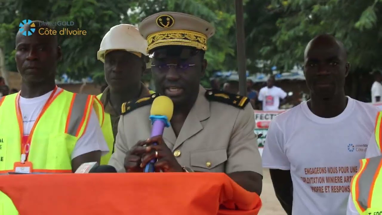 Sensibilisation à Pakouabo - Lutte contre l'orpaillage illégal
