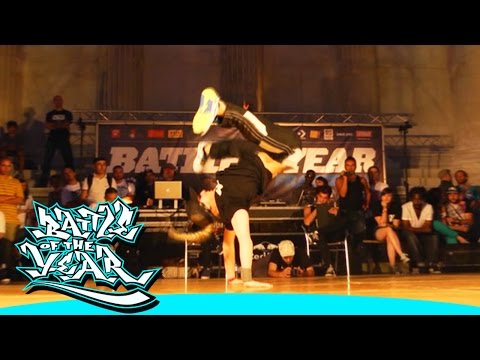 BOTY FRANCE 2011 - WE B*GIRLZ BATTLE FINAL - ALIYA & MARION VS. SAYM & MANUELLA