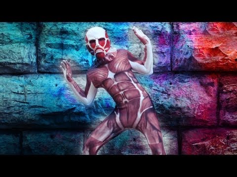 Colossal Titan VS Martial Arts Girl