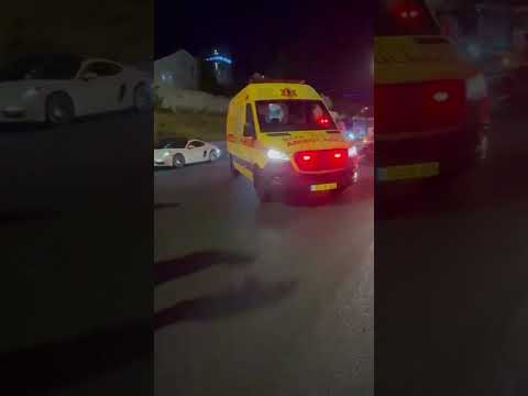 כביש 2: רוכב אופנוע בן 26 נפגע בתאונה עצמית - מצבו בינוני