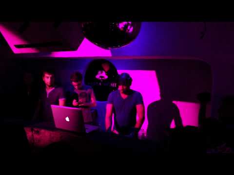 LOVESARDINYA.TV - Dennis Ferrer live at Ambranight - San Teodoro 18 august 2010