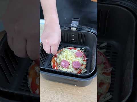 Crispy air fryer pizza!